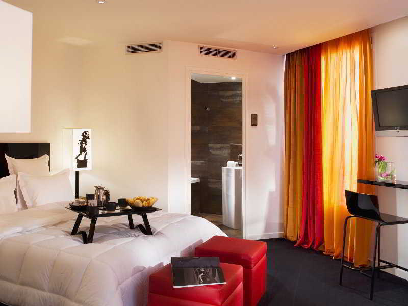 Hotel Le Chat Noir Paris Room photo